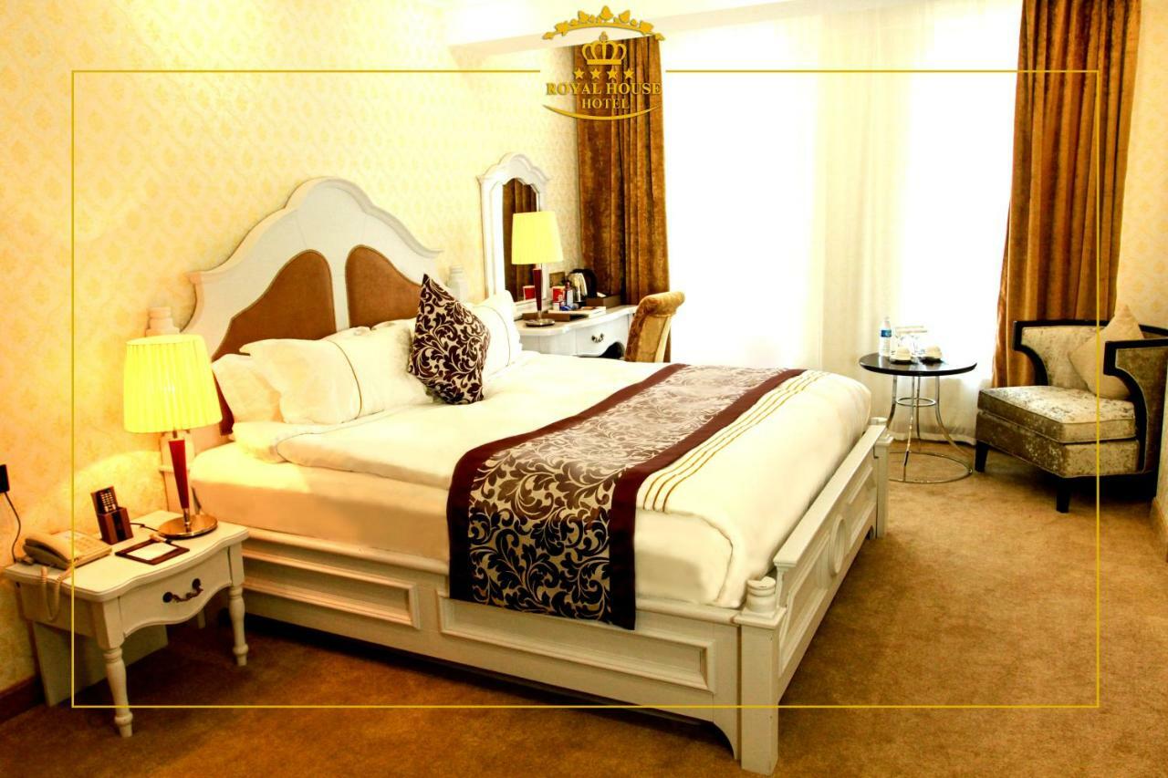 Royal House Hotel 2 Ulaanbaatar Bagian luar foto